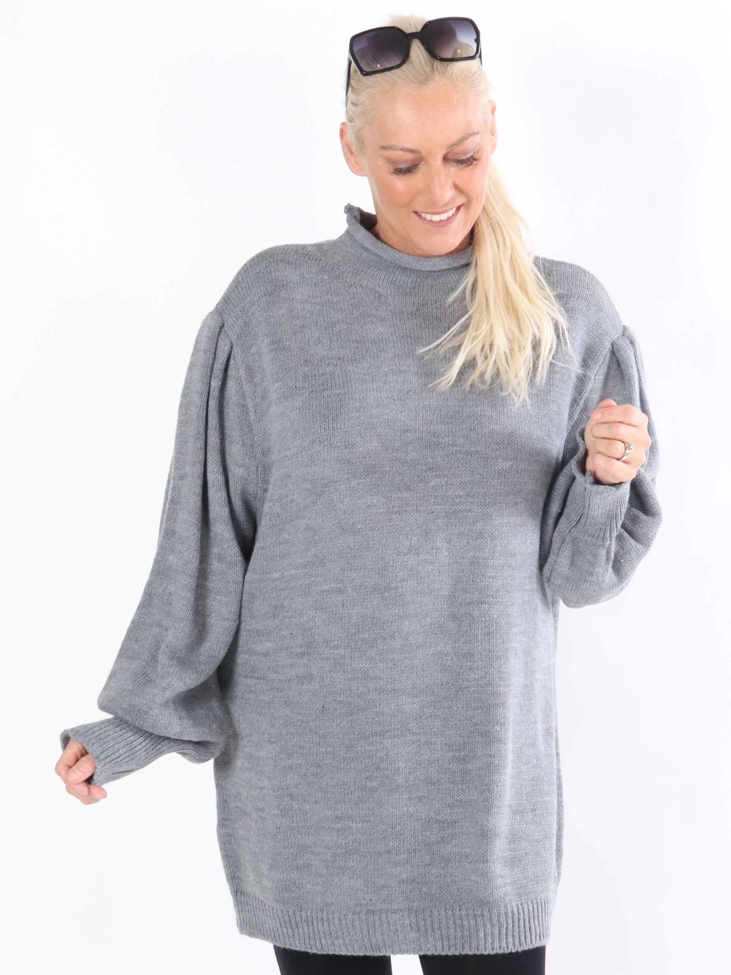 Beate - Stickad tröja med små puffärmar